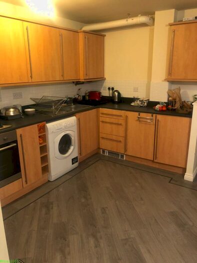 2 Bedroom Flat To Rent In Signet Square, Coventry, CV2