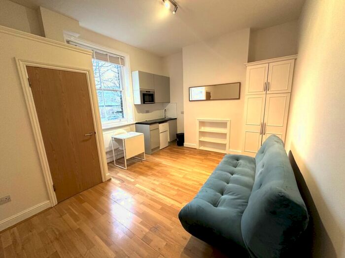 1 Bedroom Flat To Rent In Adolphus Road, Finsbury Park, N4