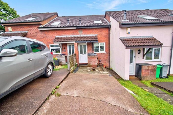 1 Bedroom Terraced House For Sale In Tintagel Close, Thornhill, CF14