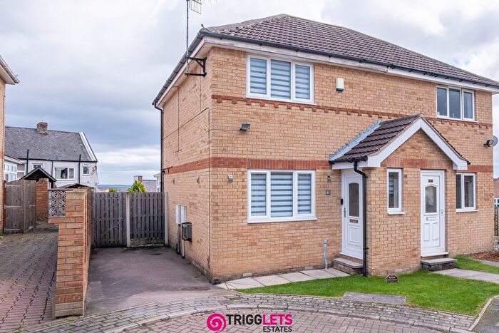 2 Bedroom Semi-Detached House For Sale In Fieldhead Road, Hoyland, Barnsley, S74