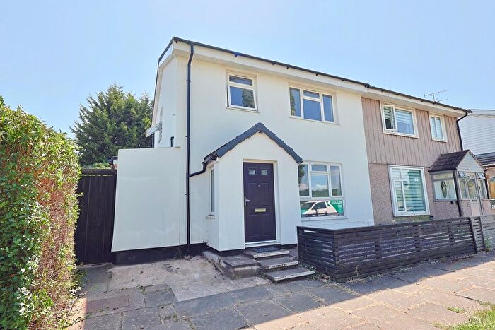 2 Bedroom Flat To Rent In Hayton Green, Coventry, CV4