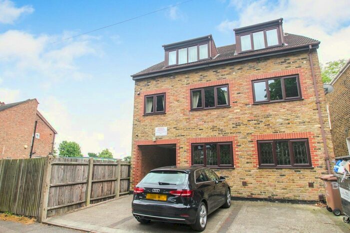 1 Bedroom Flat To Rent In Badgers Court, Forest Road, Leytonstone, London E11