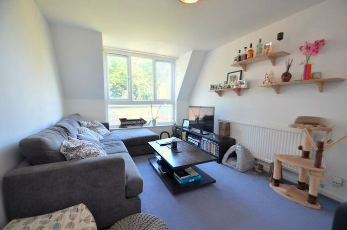 1 Bedroom Maisonette To Rent In Thirlmere Gardens, Northwood, HA6