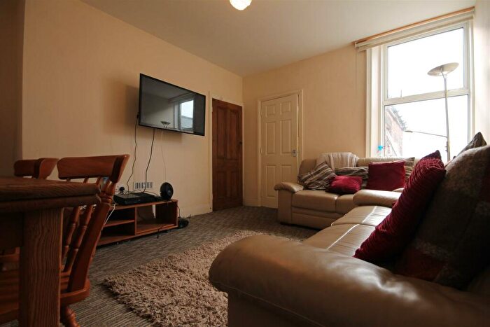 5 Bedroom Maisonette To Rent In Glenthorn Road, Jesmond, NE2