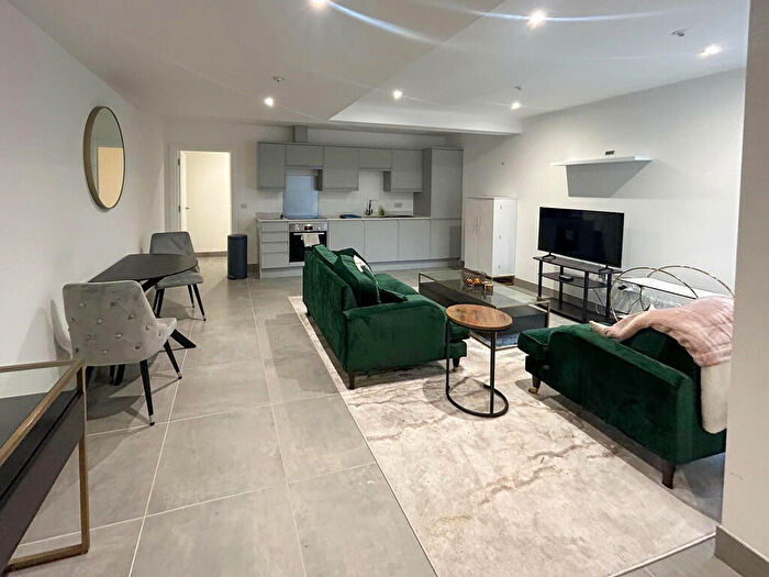 1 Bedroom End Of Terrace House To Rent In High Street, Chesterton, Cambridge, CB4