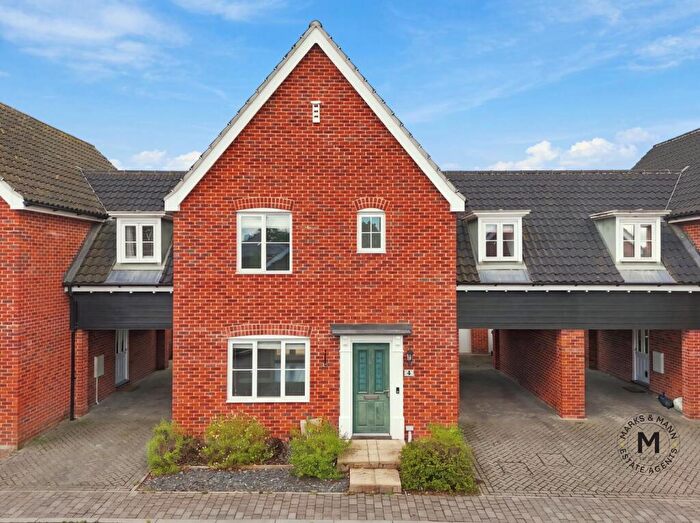3 Bedroom Link Detached House For Sale In Normans Close, Bramford, Ipswich, IP8