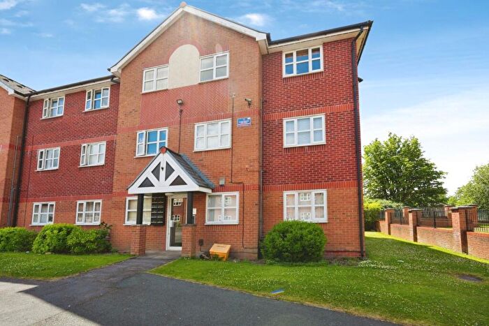 2 Bedroom Flat For Sale In Hall Lane, Manchester, M23