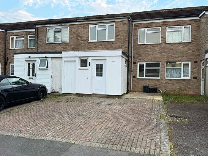 4 Bedroom Property To Rent In Eldred Drive, Orpington, BR5