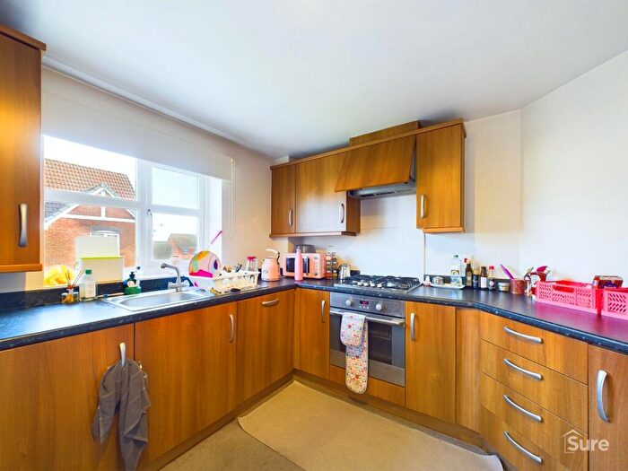 2 Bedroom Apartment To Rent In College Green Walk, Mickleover, DE3