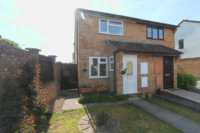 2 Bedroom Property To Rent In Borgie Place, Weston-super-mare, BS22