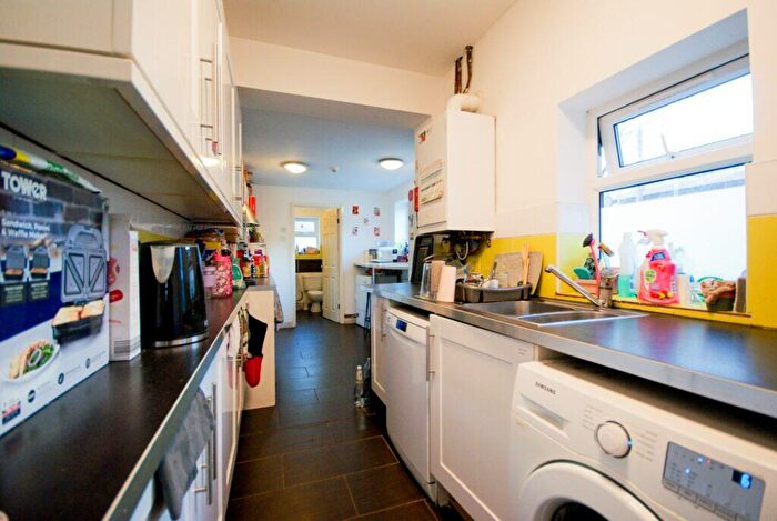 6 Bedroom Terraced House To Rent In Alton Road, Selly Oak, Birmingham, B29
