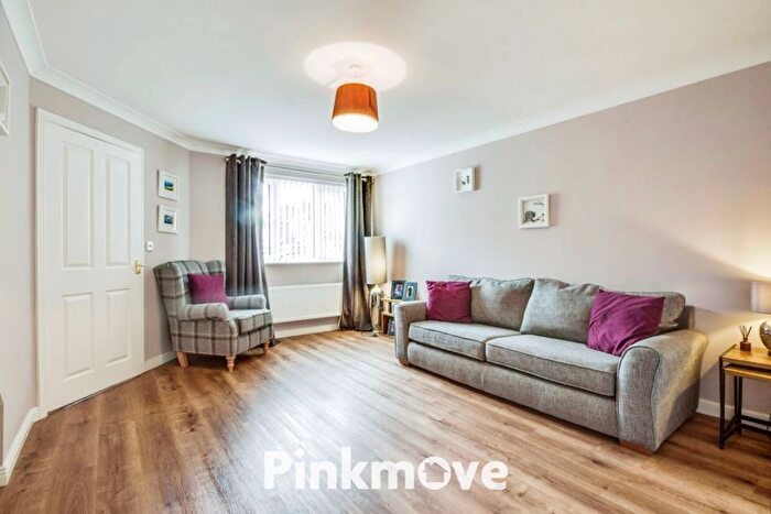 3 Bedroom End Of Terrace House For Sale In Llewellyn Walk, Newport, NP20
