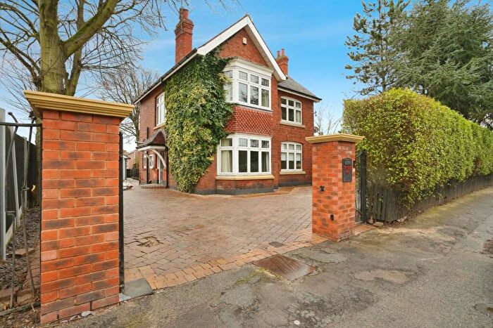 5 Bedroom Detached House For Sale In Station Road, Bawtry, Doncaster, DN10
