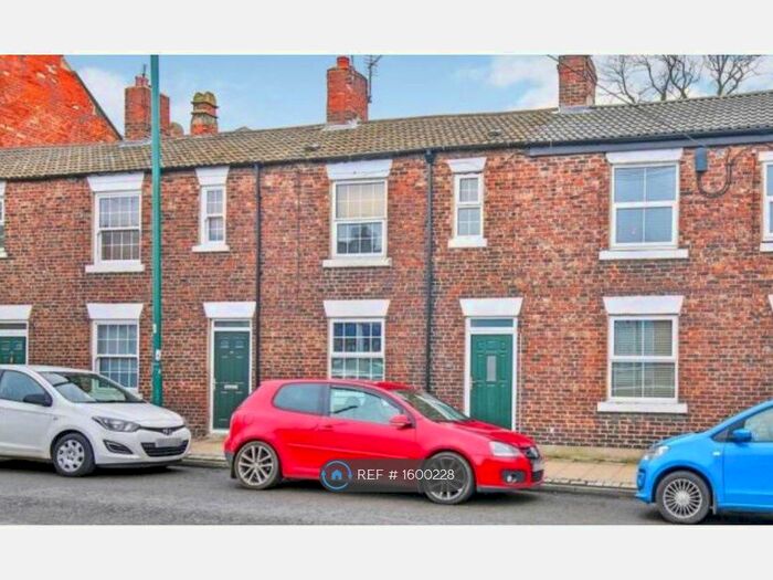 2 Bedroom Terraced House To Rent In Gilesgate, Durham, DH1