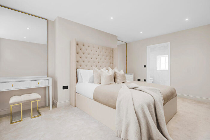 2 Bedroom Apartment For Sale In Tooke House Apartments, Hertford Town Centre, SG14