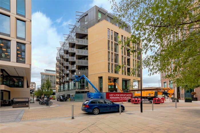 2 Bedroom Flat To Rent In Station Square, Cambridge, Cambridgeshire, CB1
