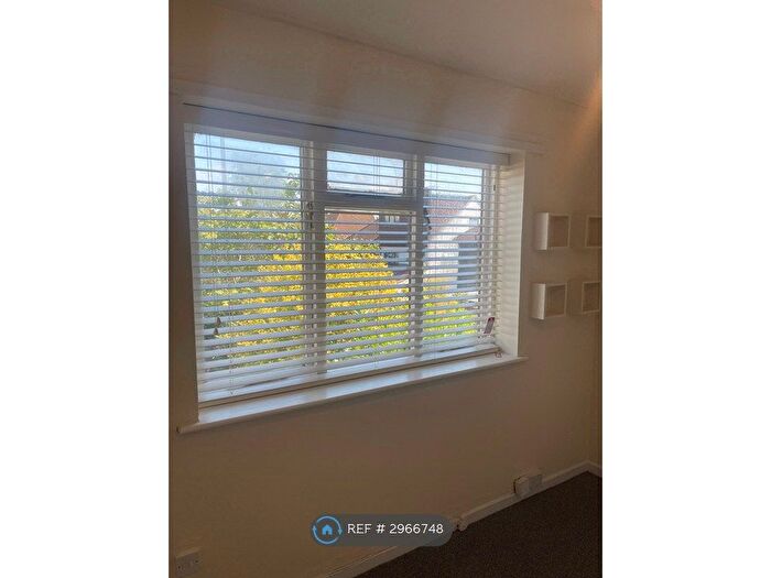 1 Bedroom Flat To Rent In Tudor Walk, Watford, WD24