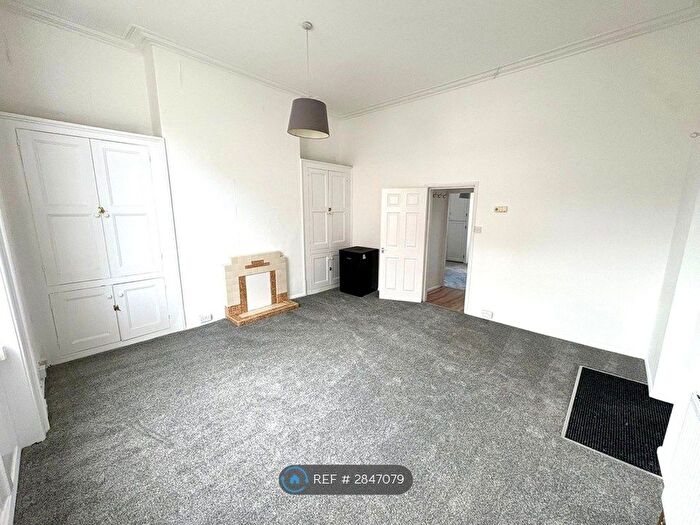 1 Bedroom Flat To Rent In Russell St, Reading, RG1