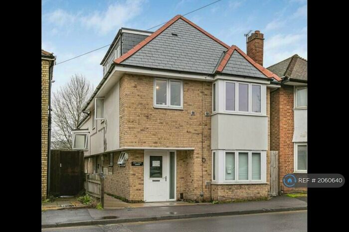 2 Bedroom Flat To Rent In Elizabeth Way, Cambridge, CB4