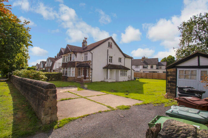 3 Bedroom Apartment To Rent In Otley Road, LS6