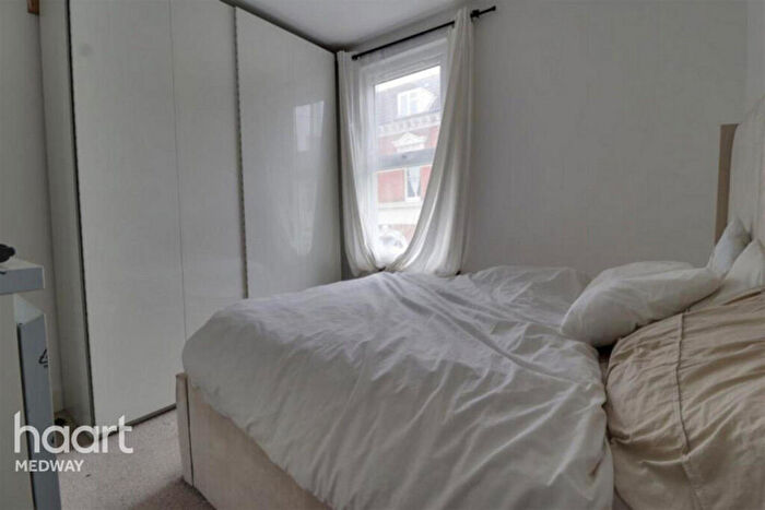 2 Bedroom Terraced House To Rent In East Street, Gillingham, ME7
