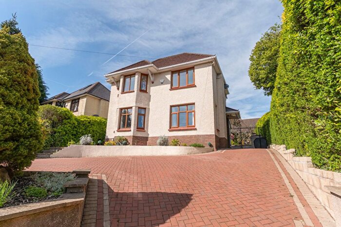 3 Bedroom Detached House For Sale In Cefn Road, Rogerstone, NP10