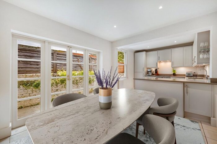 4 Bedroom Terraced House To Rent In Burnthwaite Road, London, SW6