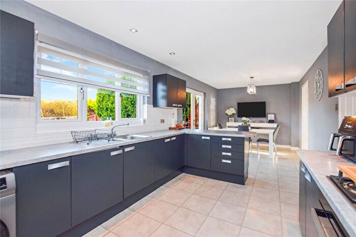 4 Bedroom Detached House For Sale In Emmock Woods Drive, Dundee, Angus, DD4