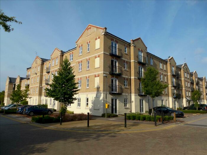 2 Bedroom Apartment To Rent In Coxhill Way, Aylesbury, HP21