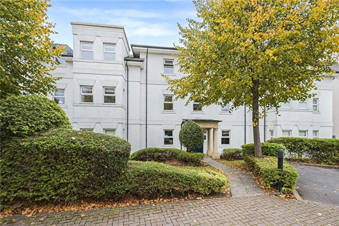 2 Bedroom Flat For Sale In Upper Park Road, Bromley, BR1