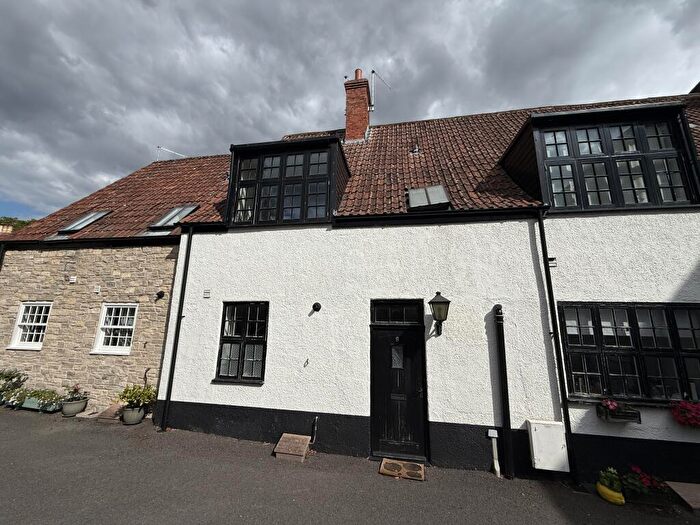 3 Bedroom Terraced House To Rent In Heritage Mews, BA12