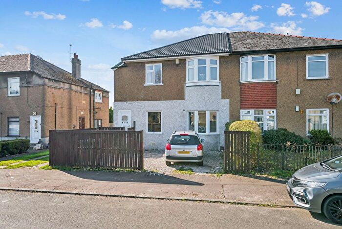 2 Bedroom Flat For Sale In Monifieth Avenue, Cardonald, Glasgow, G52