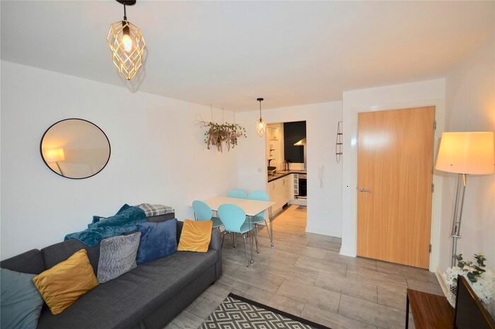 2 Bedroom Flat To Rent In Trippet Lane, Sheffield, South Yorkshire, Uk, S1