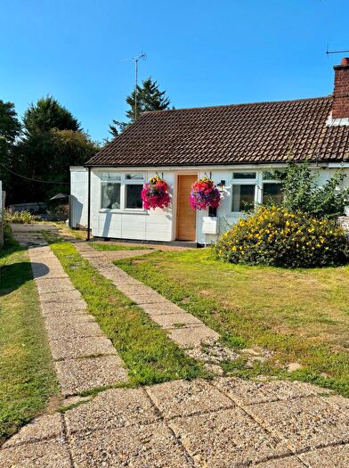 4 Bedroom Semi-Detached House For Sale In Glenister Road, Chesham, HP5
