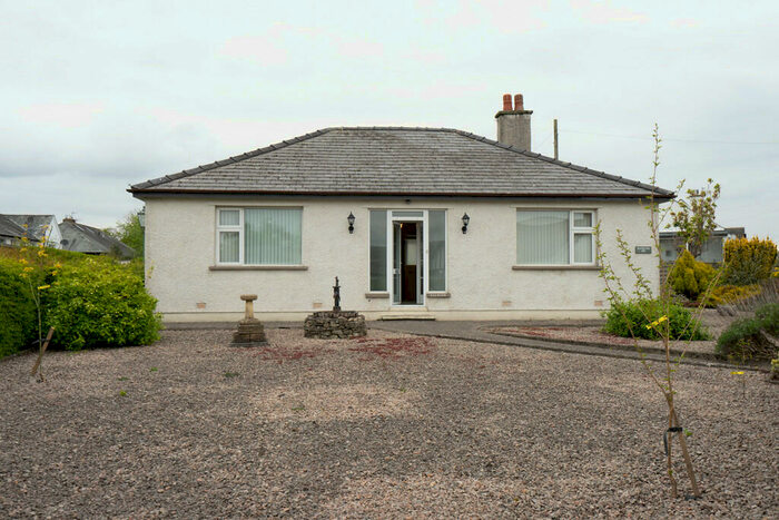 2 Bedroom Detached Bungalow To Rent In Heron Hill, Kendal, LA9
