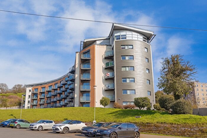 1 Bedroom Apartment For Sale In Barrier Road, Chatham, ME4