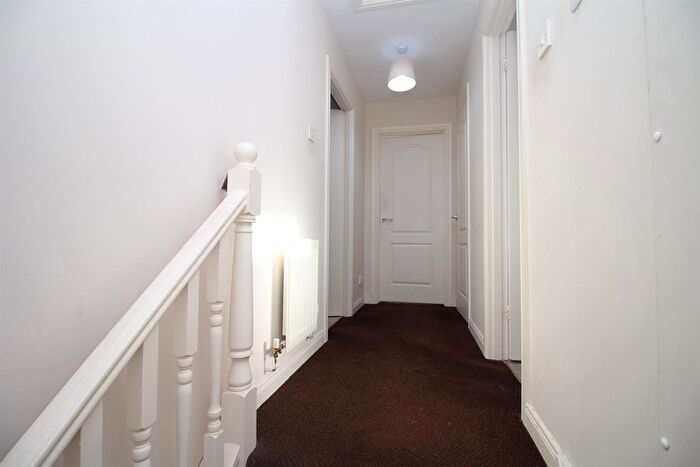 2 Bedroom Flat For Sale In Main Street, Kirknewton, EH27