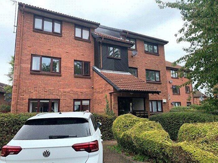 2 Bedroom Apartment To Rent In Pedley Road, Dagenham, Greater London, Essex, RM8