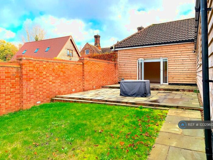4 Bedroom Bungalow To Rent In Old Hall Mews, Norwich, NR4