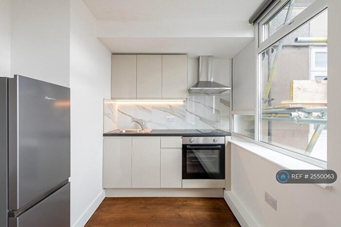Studio To Rent In Rubens House, London, N3