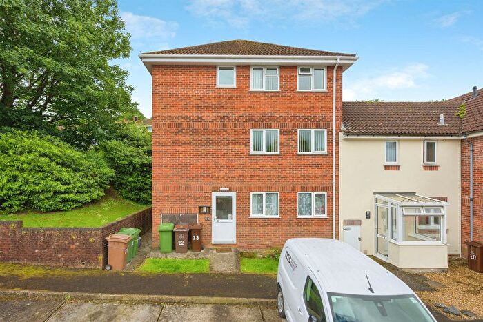2 Bedroom Flat For Sale In Tory Brook Court, Plymouth, PL7