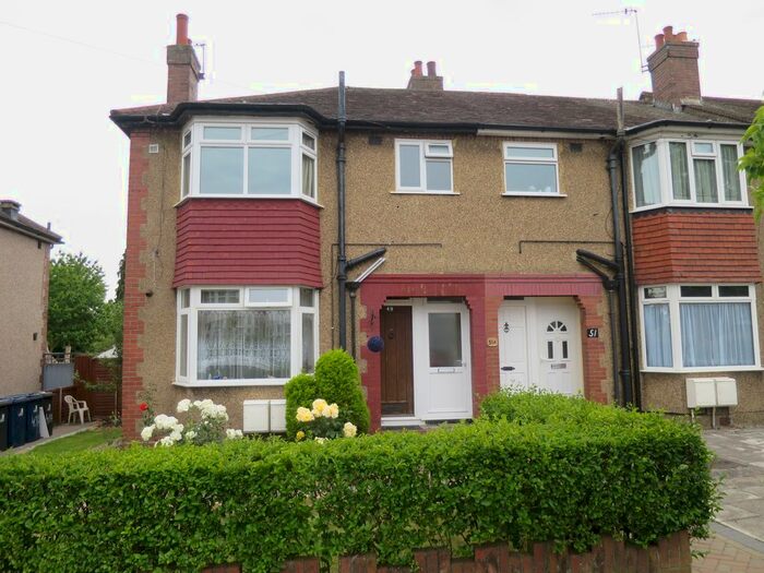 1 Bedroom Flat To Rent In Reading Road, Greenford UB5