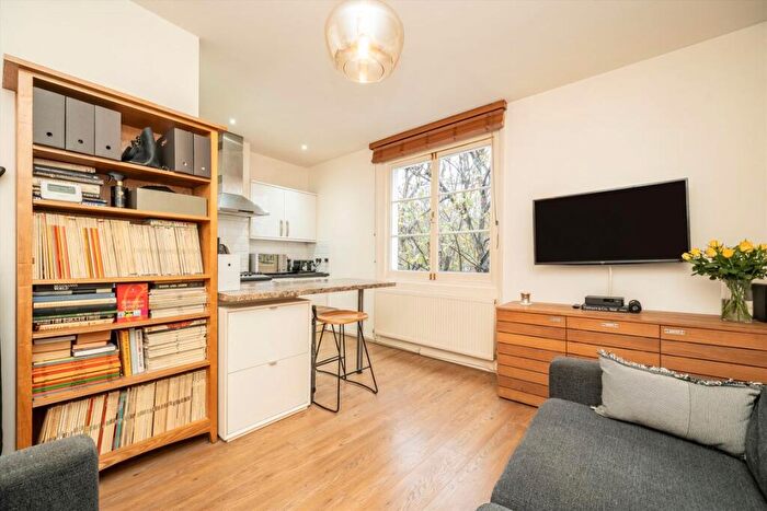 1 Bedroom Flat For Sale In Essex Road, Islington, N1