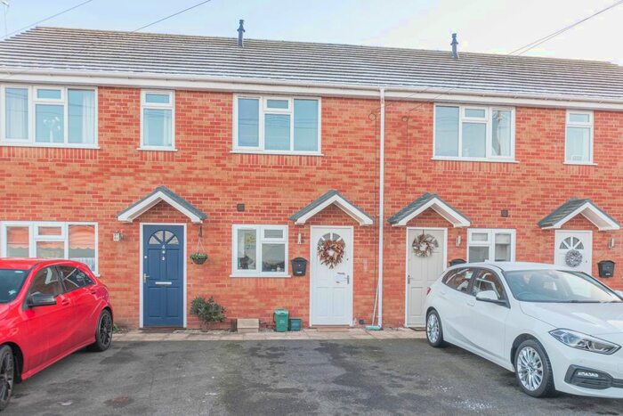 2 Bedroom Terraced House To Rent In Summers Mews, Studley, Warwickshire, B80