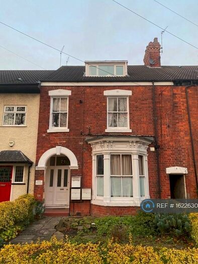 3 Bedroom Flat To Rent In Westbourne Avenue, Hull, HU5