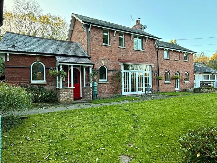 4 Bedroom Detached House For Sale In Dilwyn, Hereford, HR4
