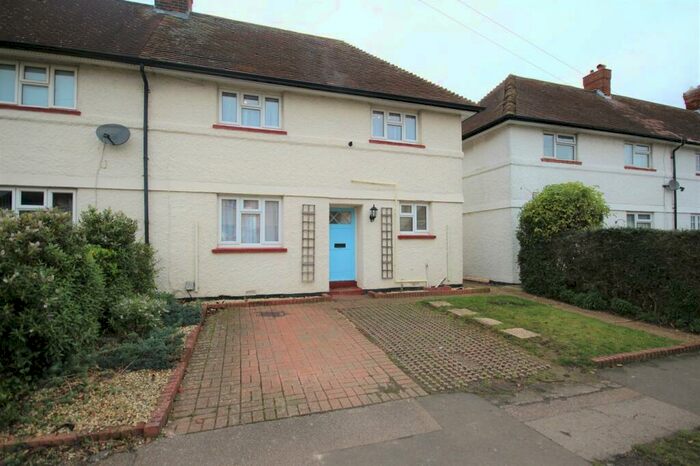 3 Bedroom Semi-Detached House To Rent In Hillbrow, Letchworth Garden City, SG6