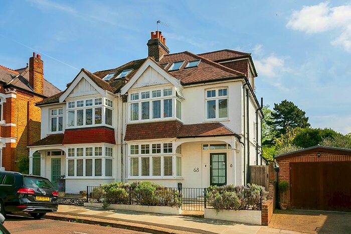 4 Bedroom Semi-Detached House To Rent In Lebanon Park, Twickenham, TW1