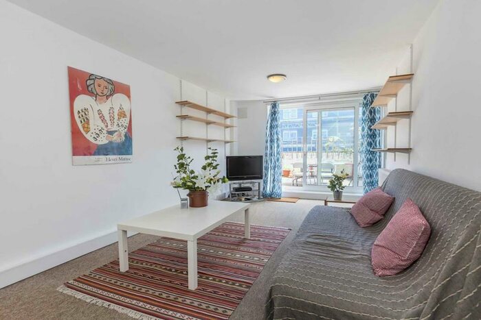 4 Bedroom Apartment To Rent In Salisbury Walk, London, N19