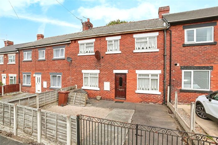 3 Bedroom Terraced House For Sale In St. Giles Avenue, Pontefract, West Yorkshire, WF8